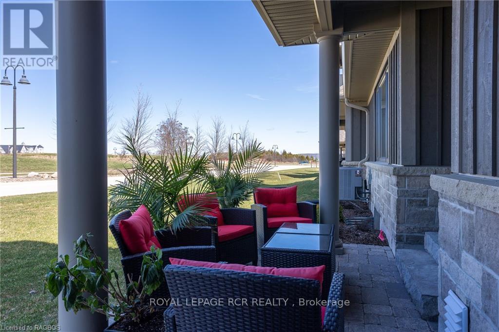 












133 HAWTHORN CRESCENT

,
Georgian Bluffs,




Ontario
N0H1S0

