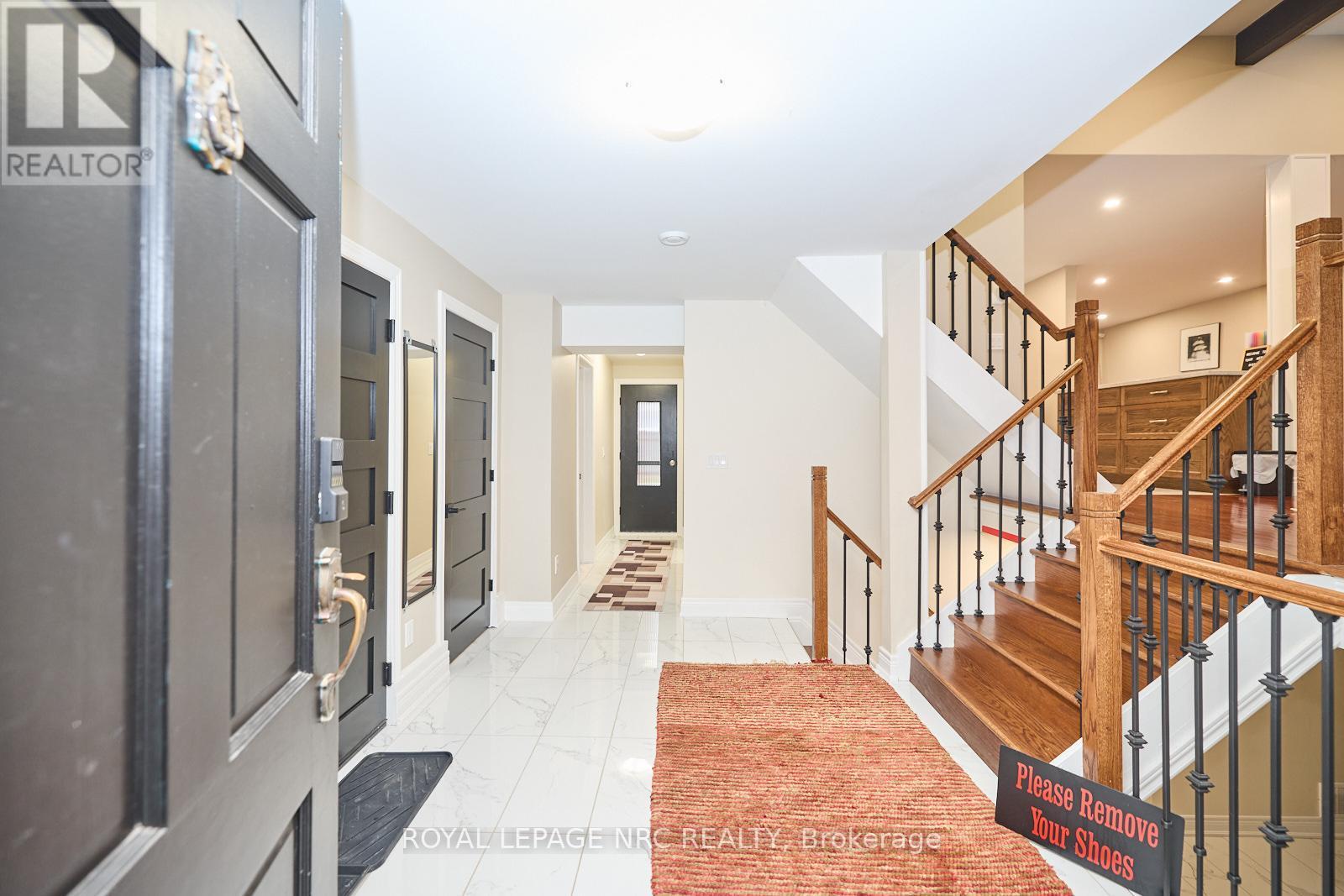 












13 BYRNE BOULEVARD

,
St. Catharines (461 - Glendale/Glenridge),




Ontario
L2T2H8

