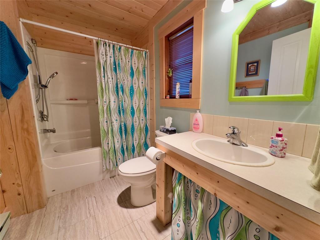









3525


Enderby Mabel Lake

Road, 18,
Enderby,




BC
V0E 1V5

