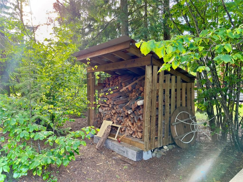 









3525


Enderby Mabel Lake

Road, 18,
Enderby,




BC
V0E 1V5


