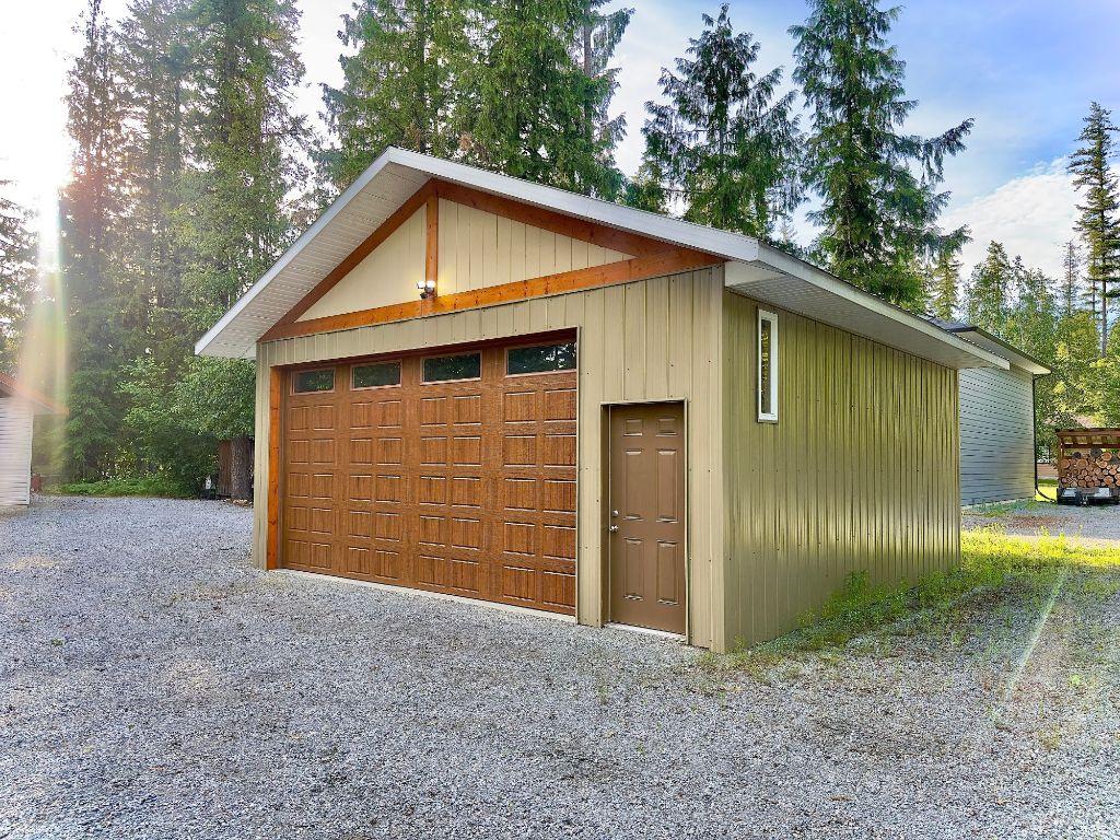 









3525


Enderby Mabel Lake

Road, 18,
Enderby,




BC
V0E 1V5

