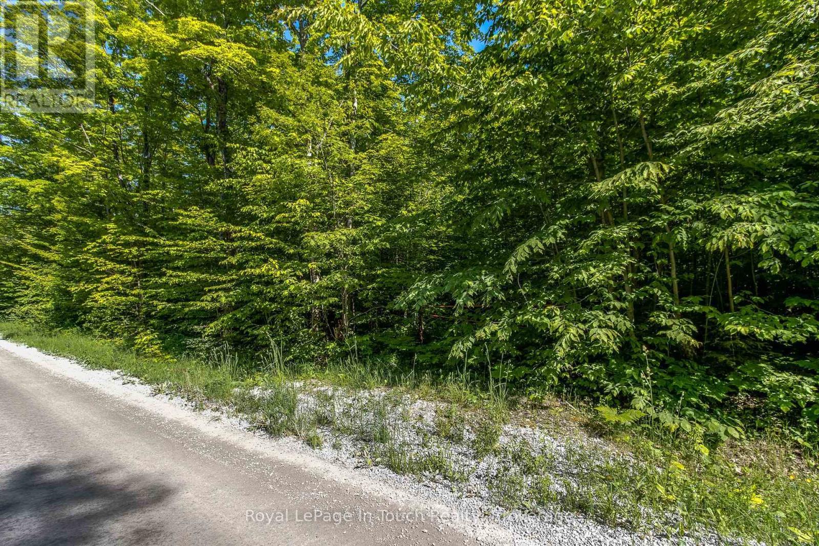 












LOT 23 CONCESSION 17 ROAD W

,
Tiny,







Ontario
L9M0K6

