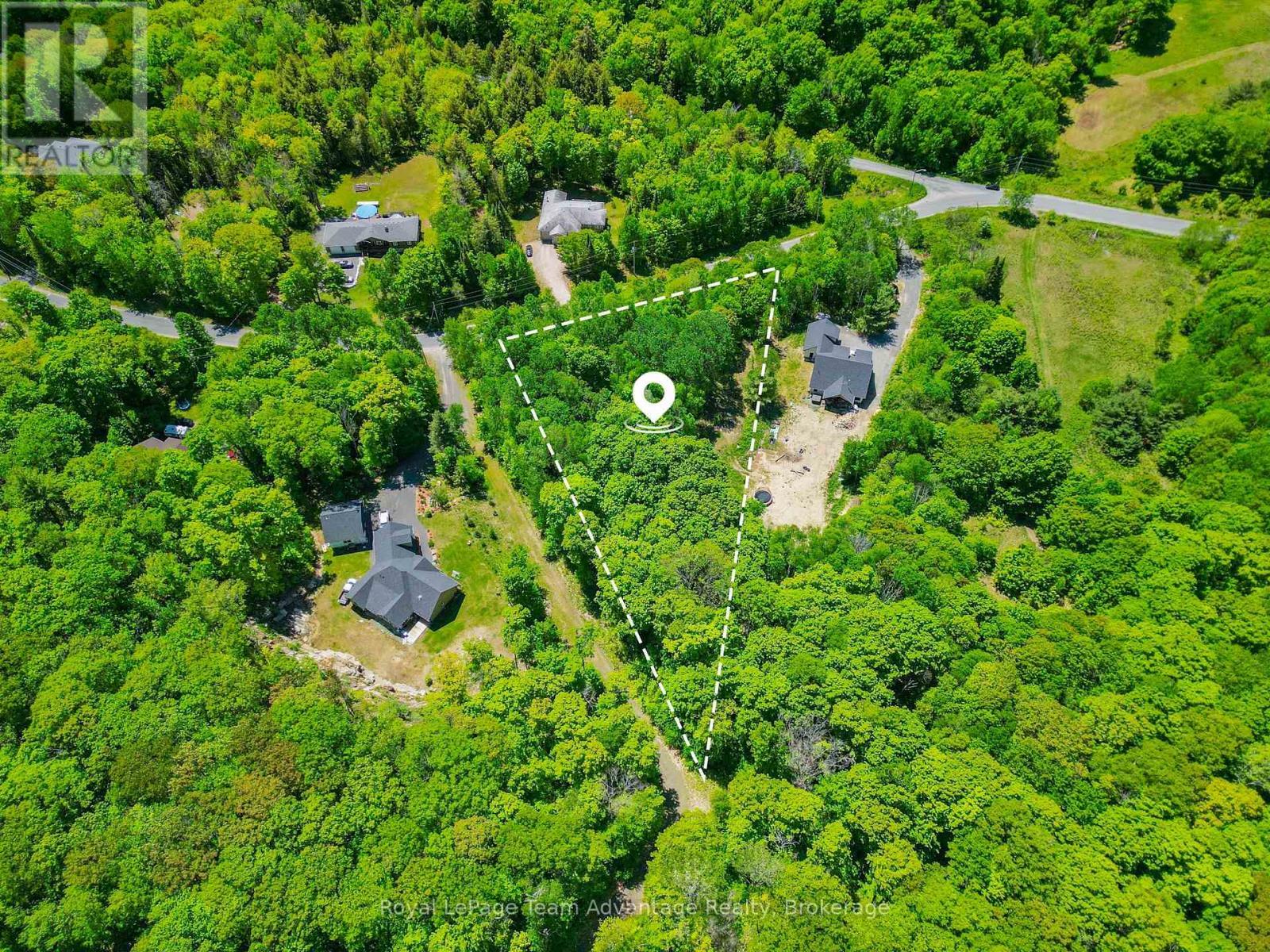 












4 MOUNTAIN BASIN DRIVE

,
McDougall,







Ontario
P2A2W9

