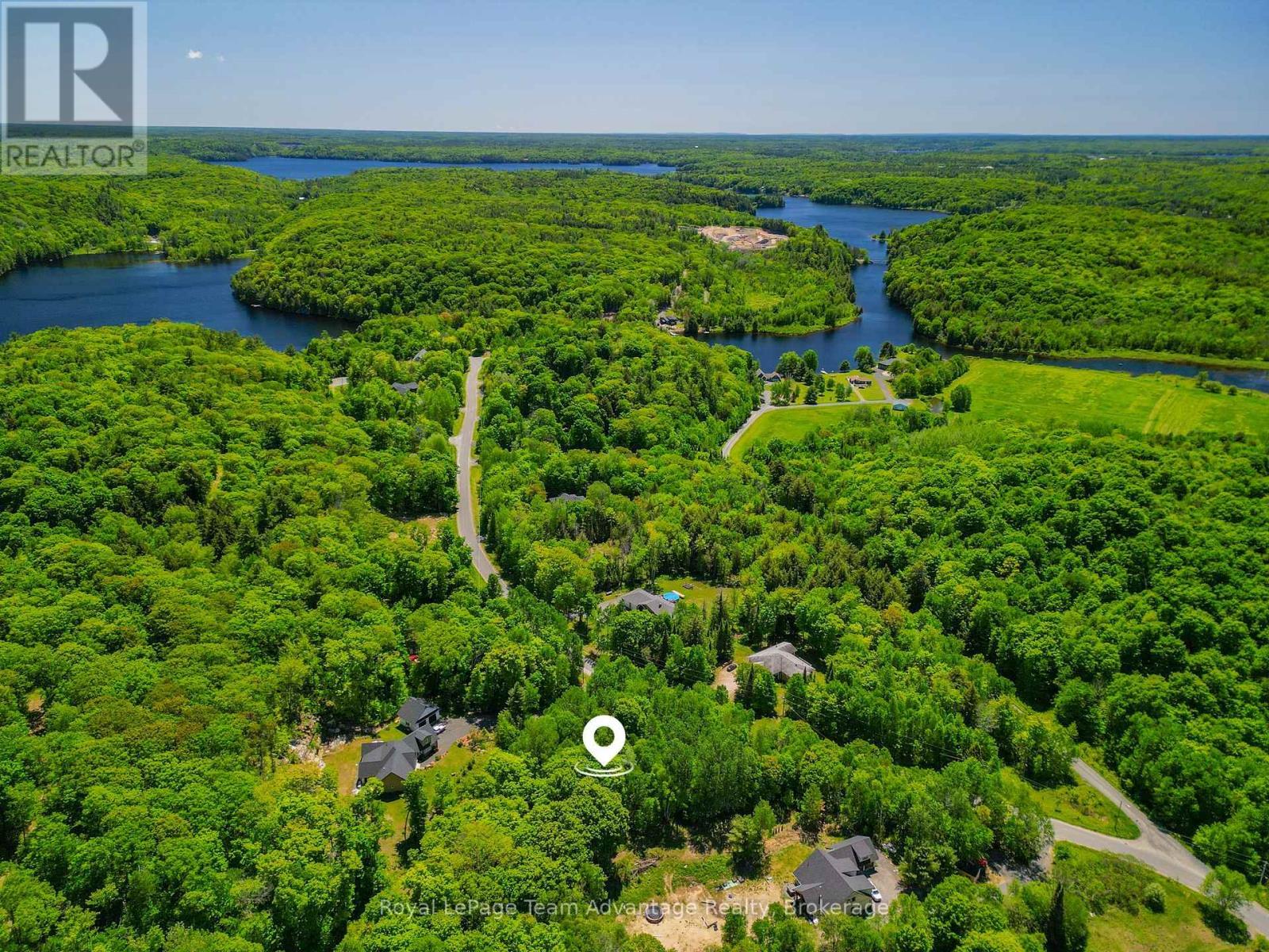 












4 MOUNTAIN BASIN DRIVE

,
McDougall,







Ontario
P2A2W9

