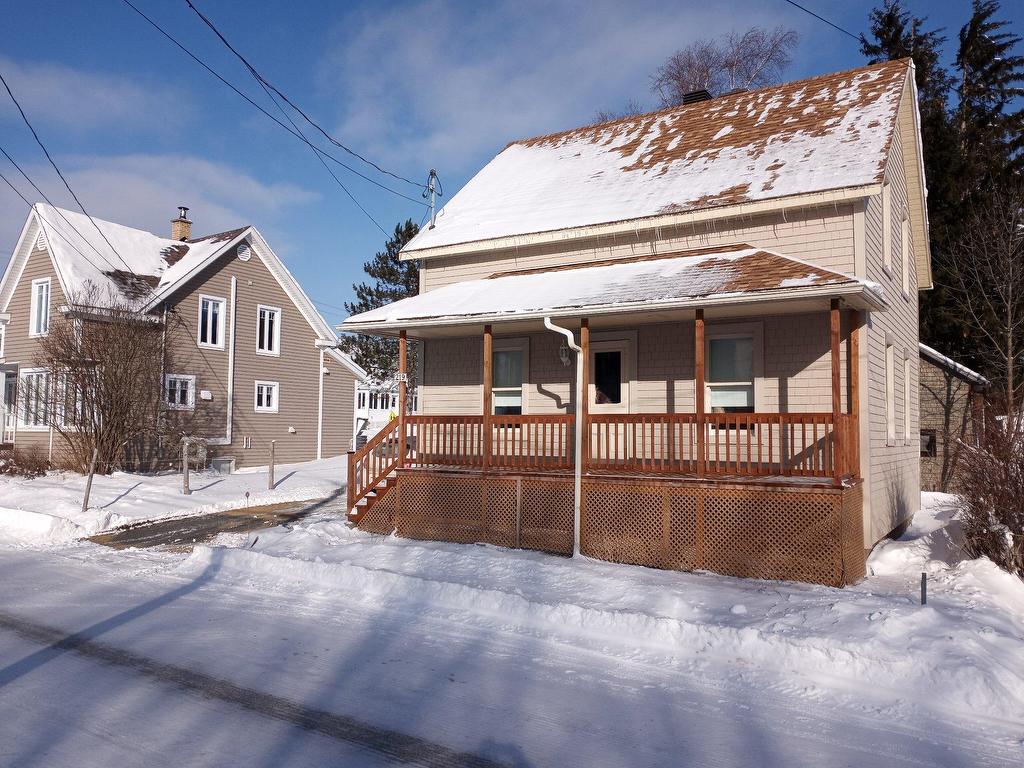 









219


Rue de la Fabrique

,
Saint-Camille-de-Lellis,




QC
G0R2S0

