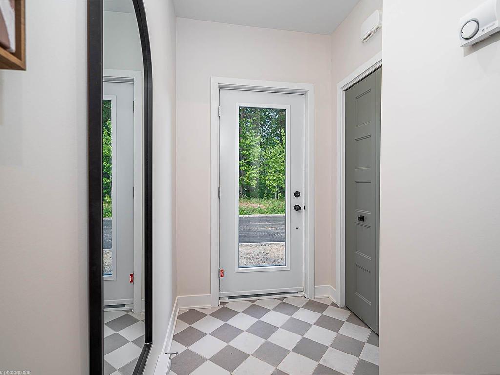 









1636


Rue de la Soeur-Joseph-Émilien

,
Joliette,




QC
J6E9K5

