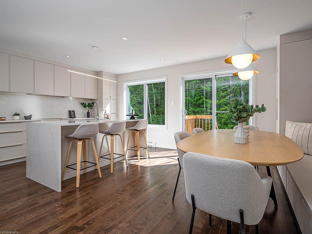 









1636


Rue de la Soeur-Joseph-Émilien

,
Joliette,




QC
J6E9K5

