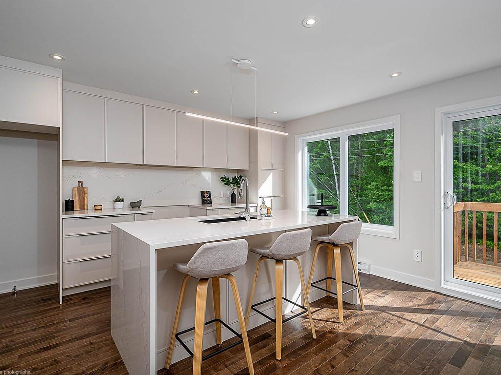 









1636


Rue de la Soeur-Joseph-Émilien

,
Joliette,




QC
J6E9K5

