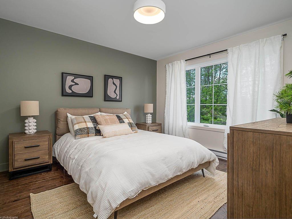 









1636


Rue de la Soeur-Joseph-Émilien

,
Joliette,




QC
J6E9K5

