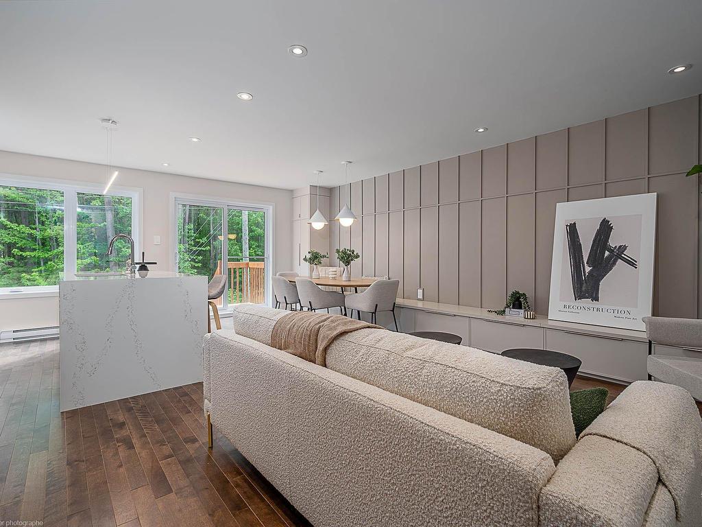 









1636


Rue de la Soeur-Joseph-Émilien

,
Joliette,




QC
J6E9K5

