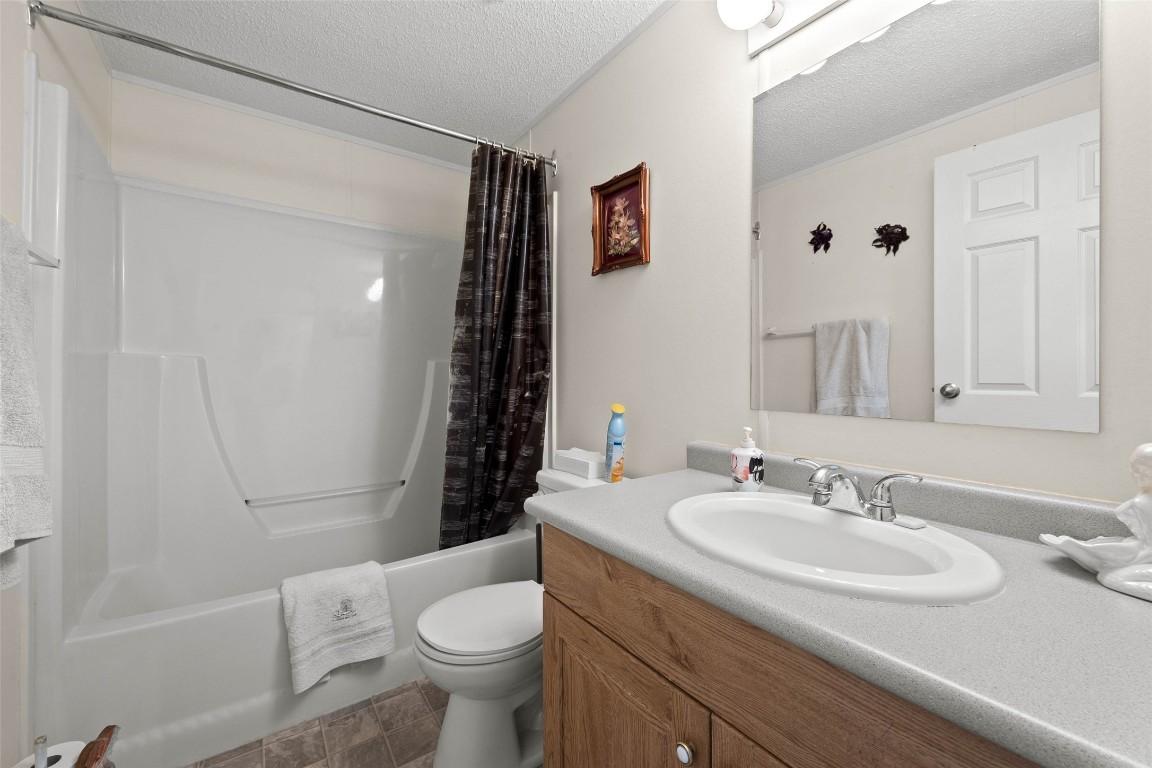 









240


G & M

Road, 29,
Kamloops,




BC
V2H 1P8

