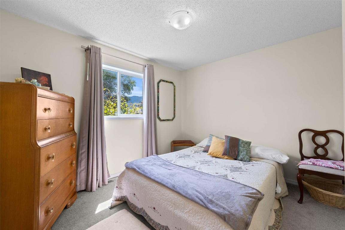 









240


G & M

Road, 29,
Kamloops,




BC
V2H 1P8

