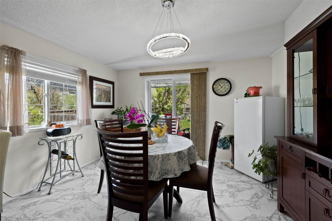 









240


G & M

Road, 29,
Kamloops,




BC
V2H 1P8

