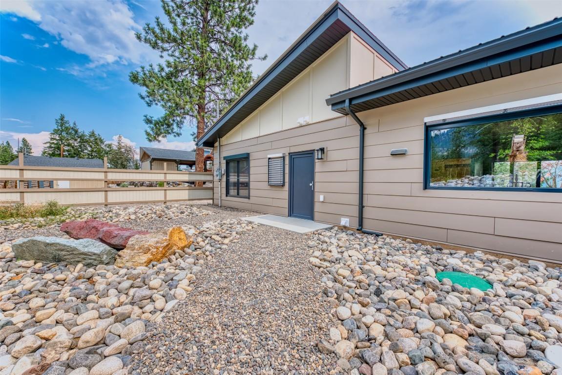









514


Mountain

Drive,
Vernon,




BC
V1H 2B8

