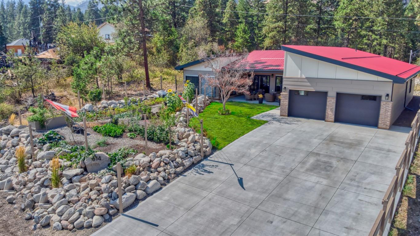 









514


Mountain

Drive,
Vernon,




BC
V1H 2B8

