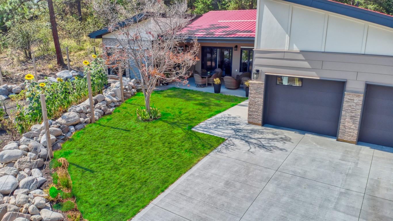 









514


Mountain

Drive,
Vernon,




BC
V1H 2B8

