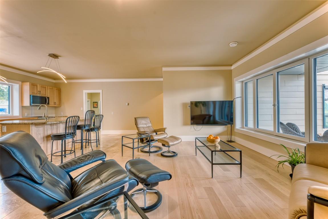 









514


Mountain

Drive,
Vernon,




BC
V1H 2B8

