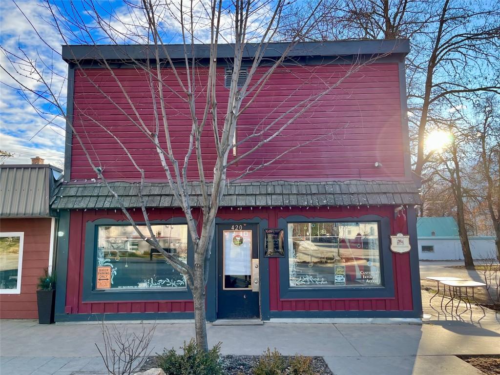 









420


Broadway

Street,
Nakusp,




BC
V0G 1R0


