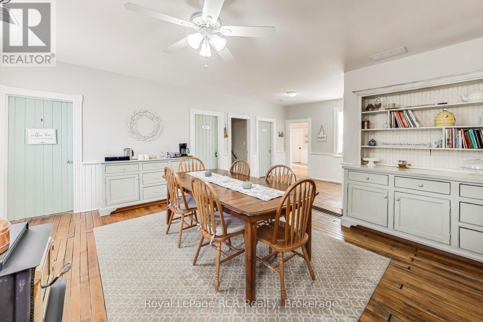 












726004 22B SIDE ROAD

,
Grey Highlands,




Ontario
N4L1W6

