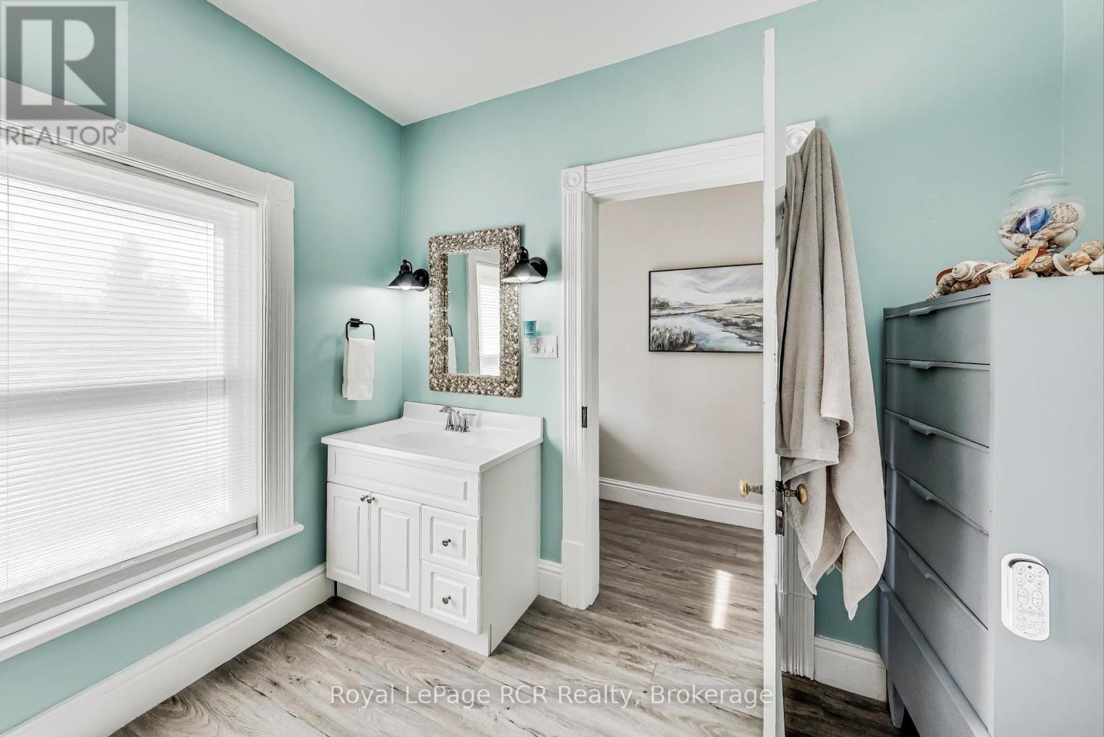 












726004 22B SIDE ROAD

,
Grey Highlands,




Ontario
N4L1W6

