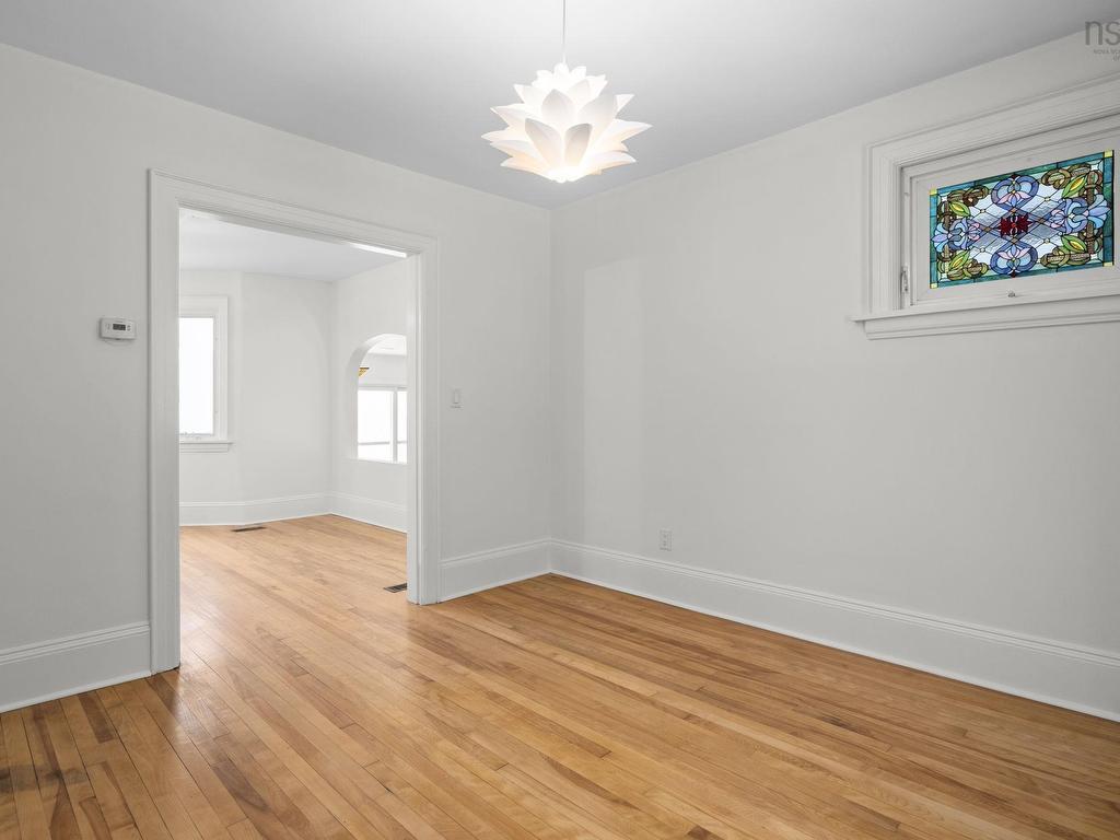 












44 DAKIN Drive

,
Halifax,




NS
B3M 2C9

