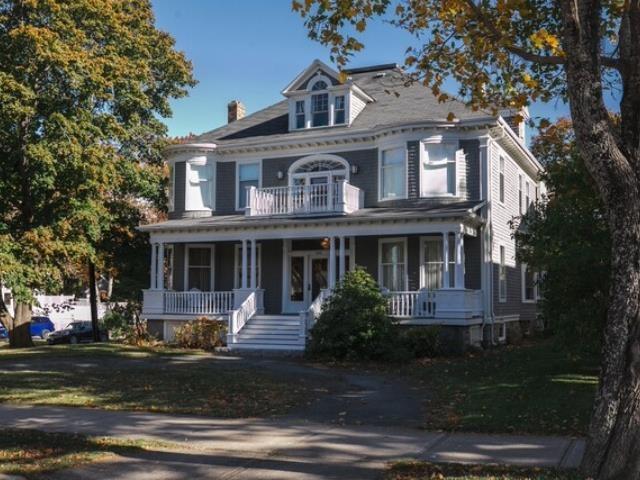 












545 Young Avenue

,
Halifax,




NS
B3H 2V4

