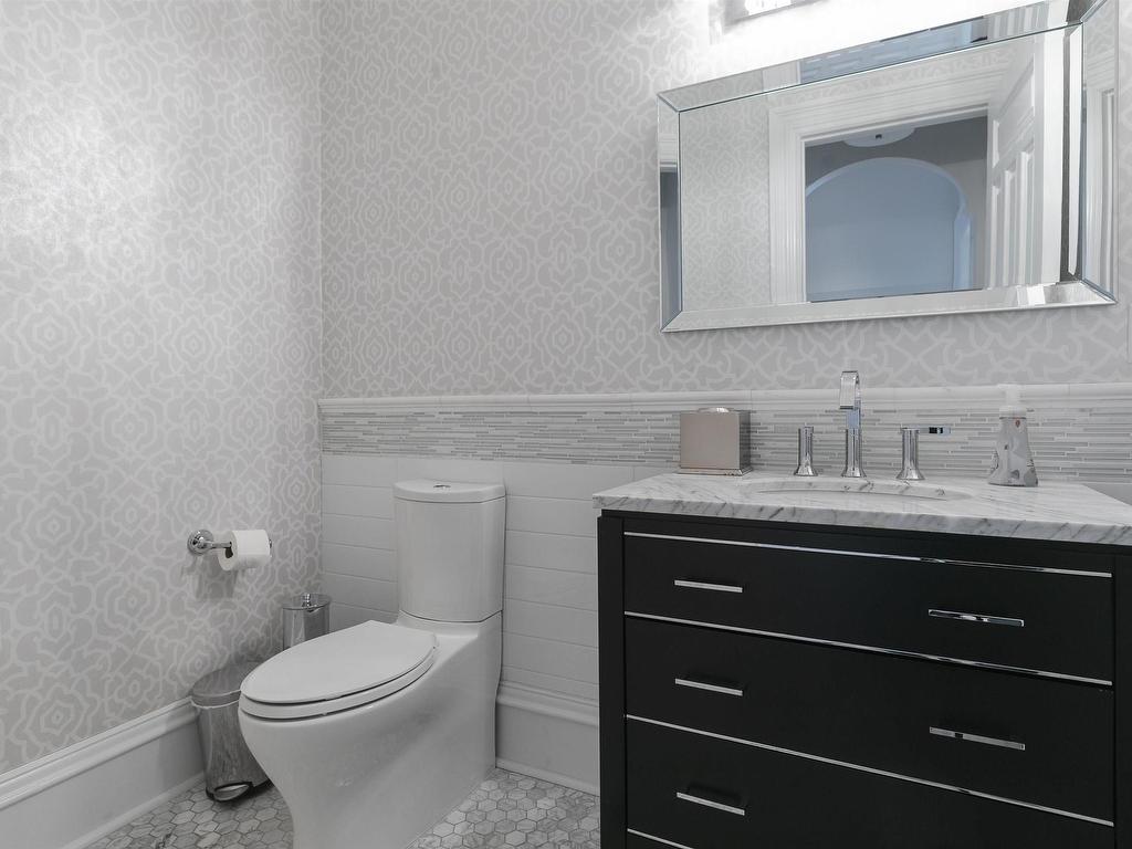 












545 Young Avenue

,
Halifax,




NS
B3H 2V4

