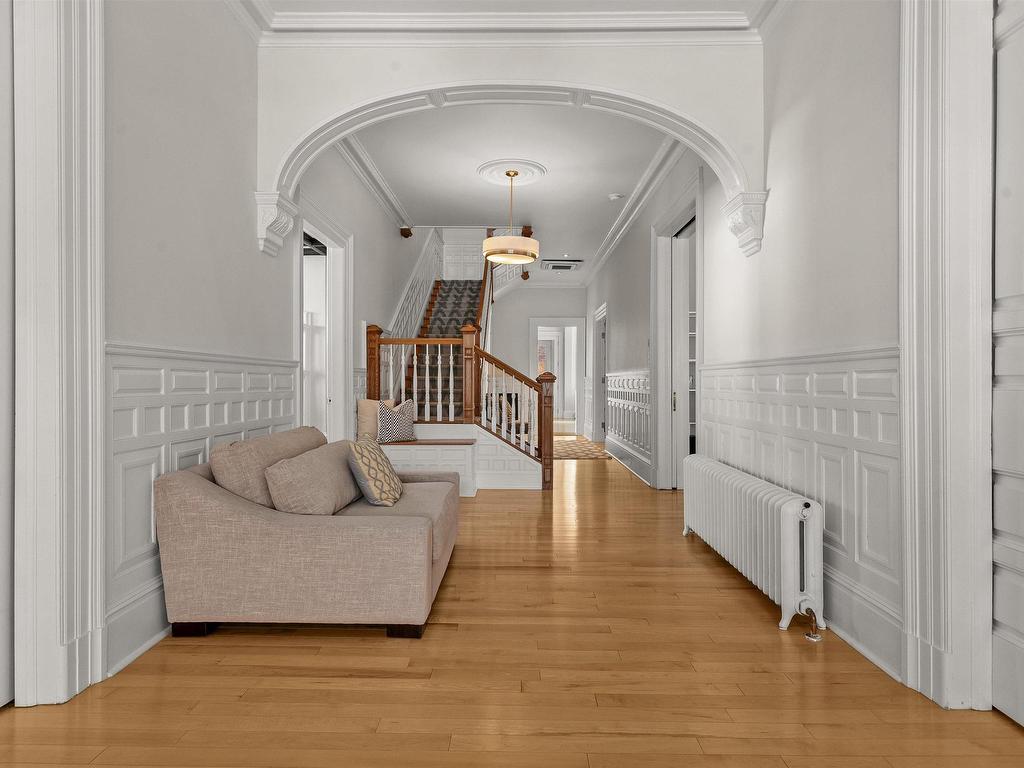 












545 Young Avenue

,
Halifax,




NS
B3H 2V4

