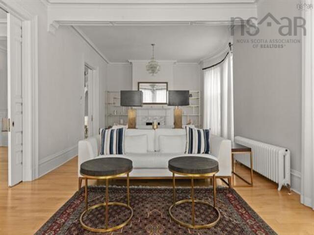 












545 Young Avenue

,
Halifax,




NS
B3H 2V4


