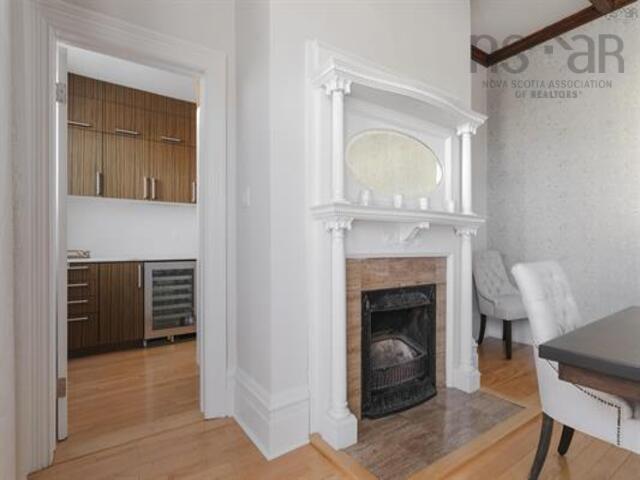 












545 Young Avenue

,
Halifax,




NS
B3H 2V4

