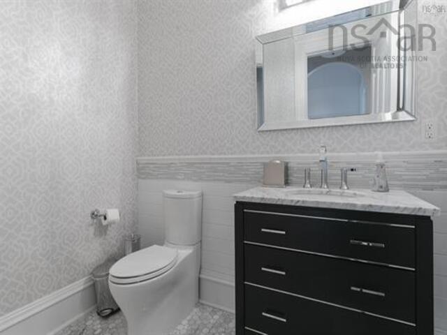 












545 Young Avenue

,
Halifax,




NS
B3H 2V4

