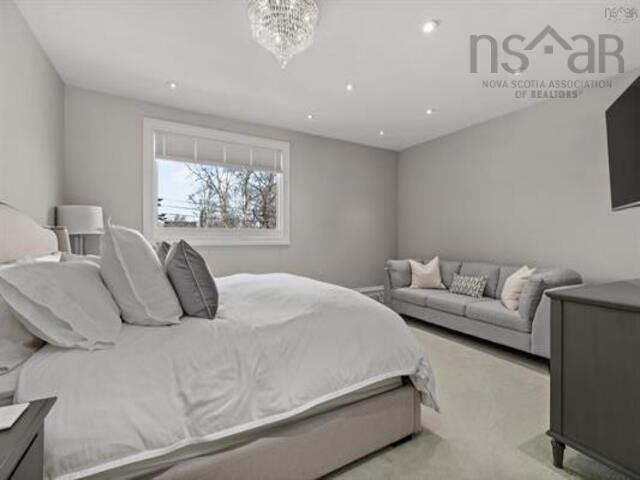 












545 Young Avenue

,
Halifax,




NS
B3H 2V4


