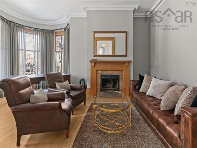 












545 Young Avenue

,
Halifax,




NS
B3H 2V4

