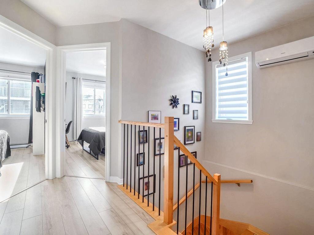 









730


Rue des Patriotes

,
Saint-Jérôme,




QC
J7Z0G2

