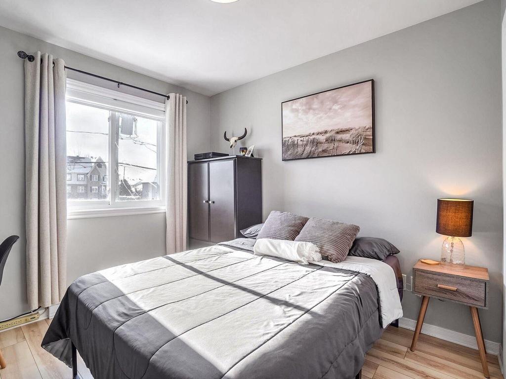









730


Rue des Patriotes

,
Saint-Jérôme,




QC
J7Z0G2

