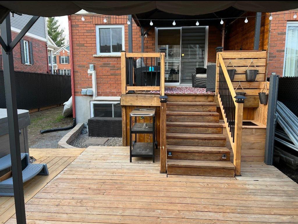 









730


Rue des Patriotes

,
Saint-Jérôme,




QC
J7Z0G2

