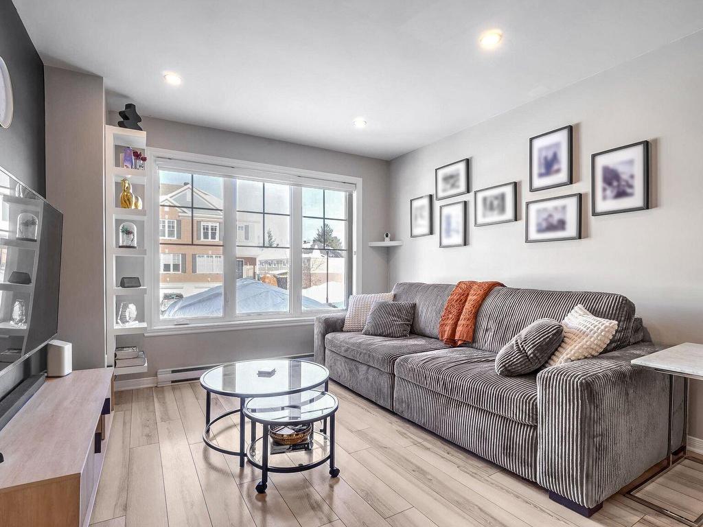 









730


Rue des Patriotes

,
Saint-Jérôme,




QC
J7Z0G2

