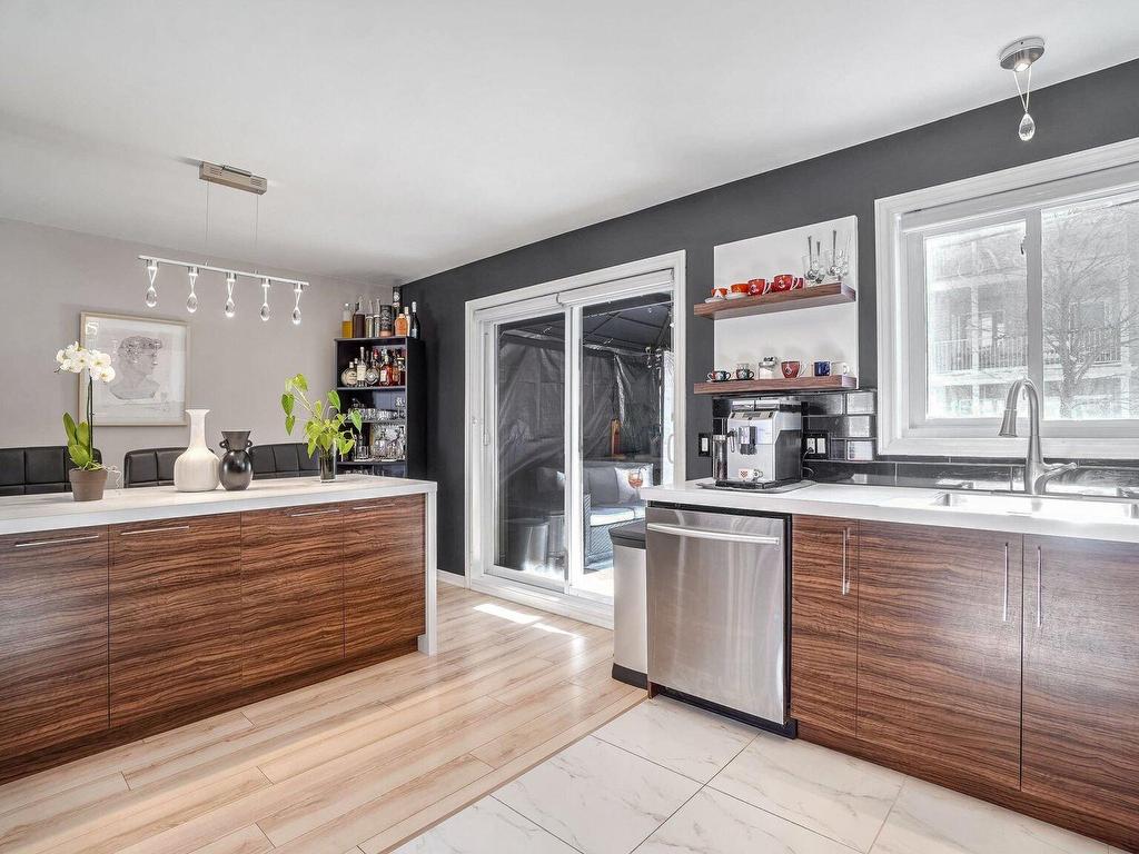 









730


Rue des Patriotes

,
Saint-Jérôme,




QC
J7Z0G2

