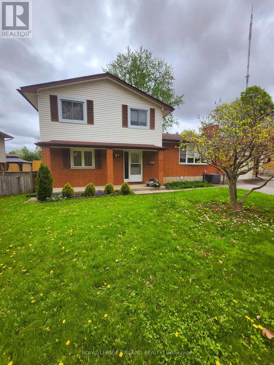 












628 VISCOUNT ROAD

,
London South (South O),




Ontario
N6J2Y2

