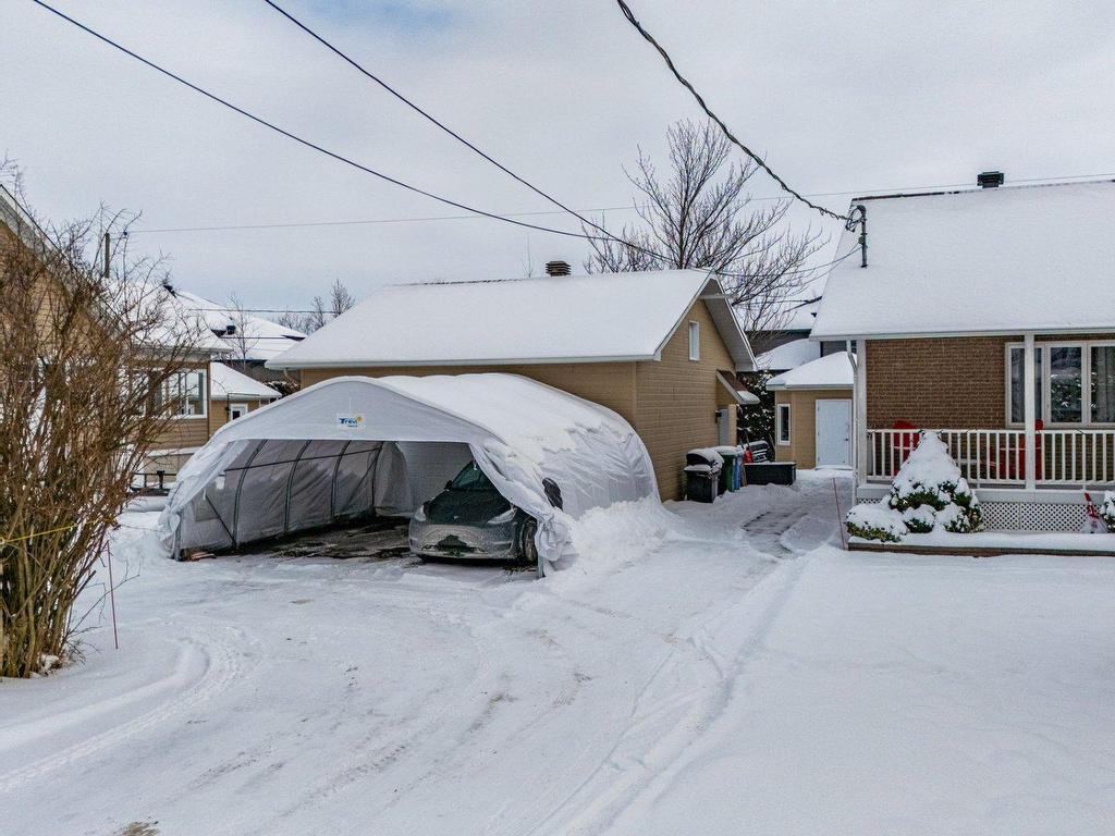 












Rue Lareau

,
Carignan,







QC
J3L0J3

