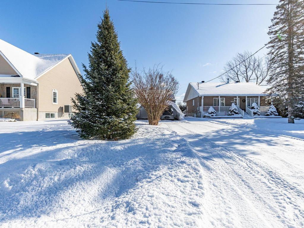 












Rue Lareau

,
Carignan,







QC
J3L0J3

