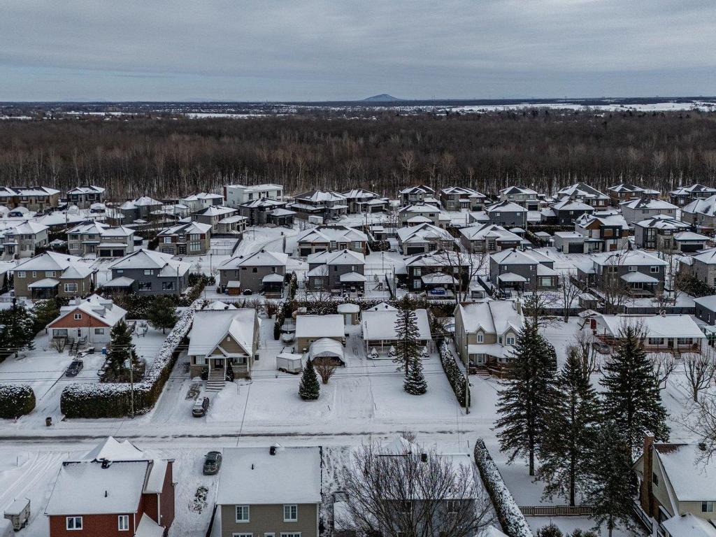 












Rue Lareau

,
Carignan,







QC
J3L0J3

