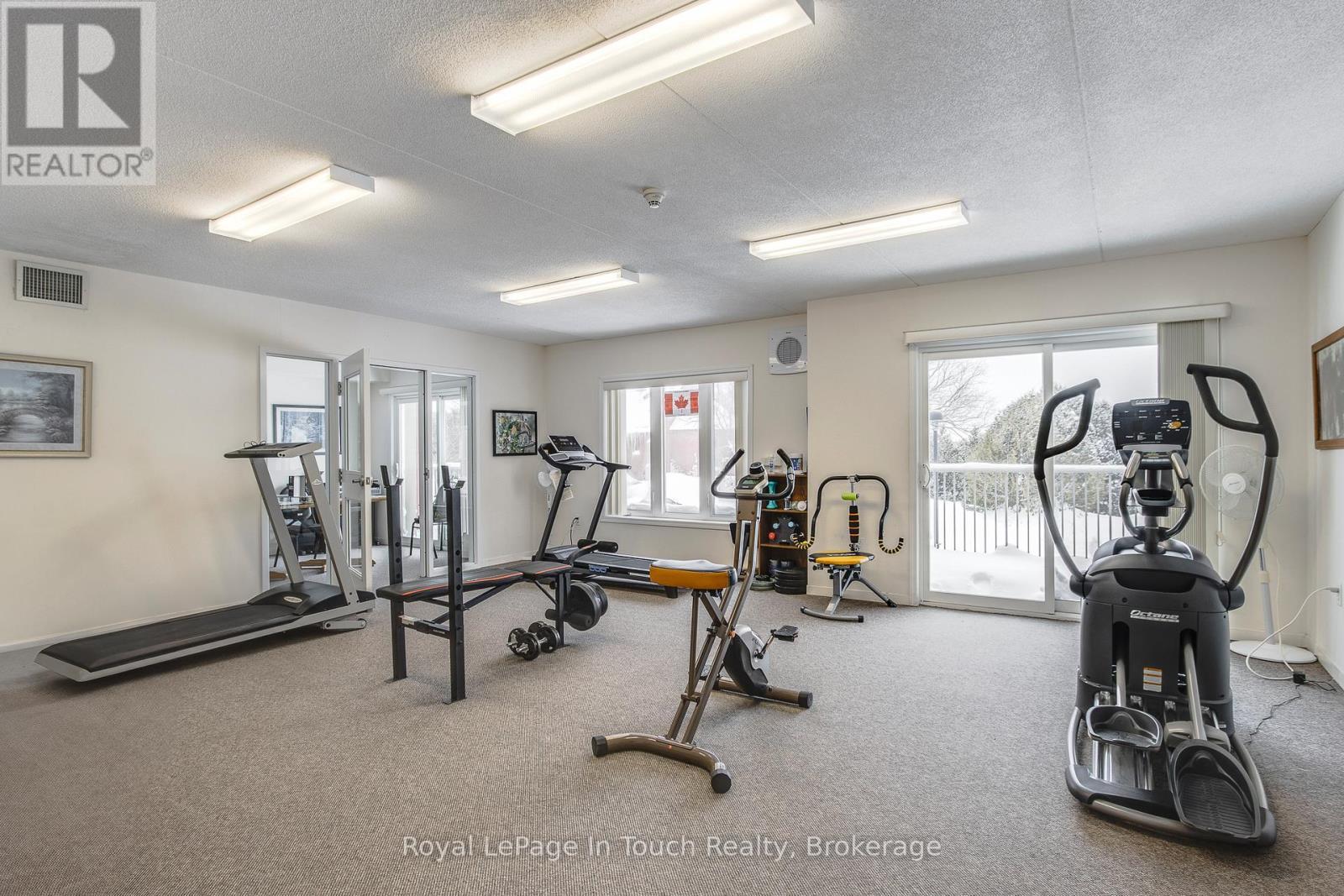 












310 - 333 LAFONTAINE ROAD W

,
Tiny,




Ontario
L9M0H1

