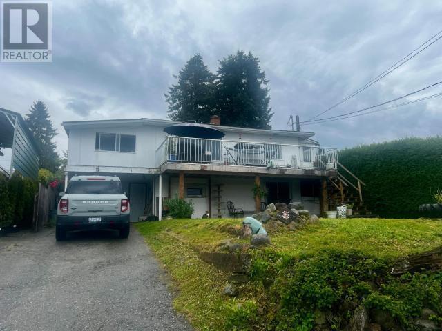 












4692 HARWOOD AVE

,
Powell River,




British Columbia
V8A2R3


