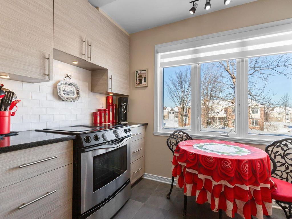 









655


Rue Paul-Doyon

, 26,
Boucherville,




QC
J4B8R9

