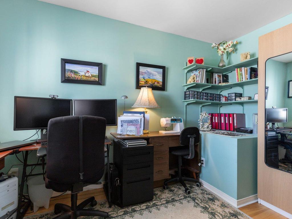 









655


Rue Paul-Doyon

, 26,
Boucherville,




QC
J4B8R9


