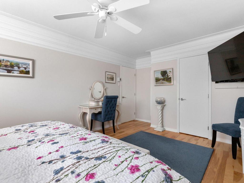 









655


Rue Paul-Doyon

, 26,
Boucherville,




QC
J4B8R9

