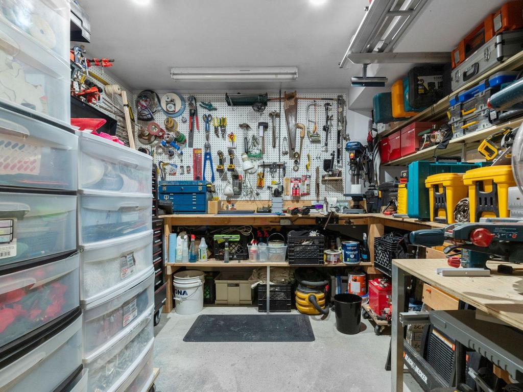 









655


Rue Paul-Doyon

, 26,
Boucherville,




QC
J4B8R9

