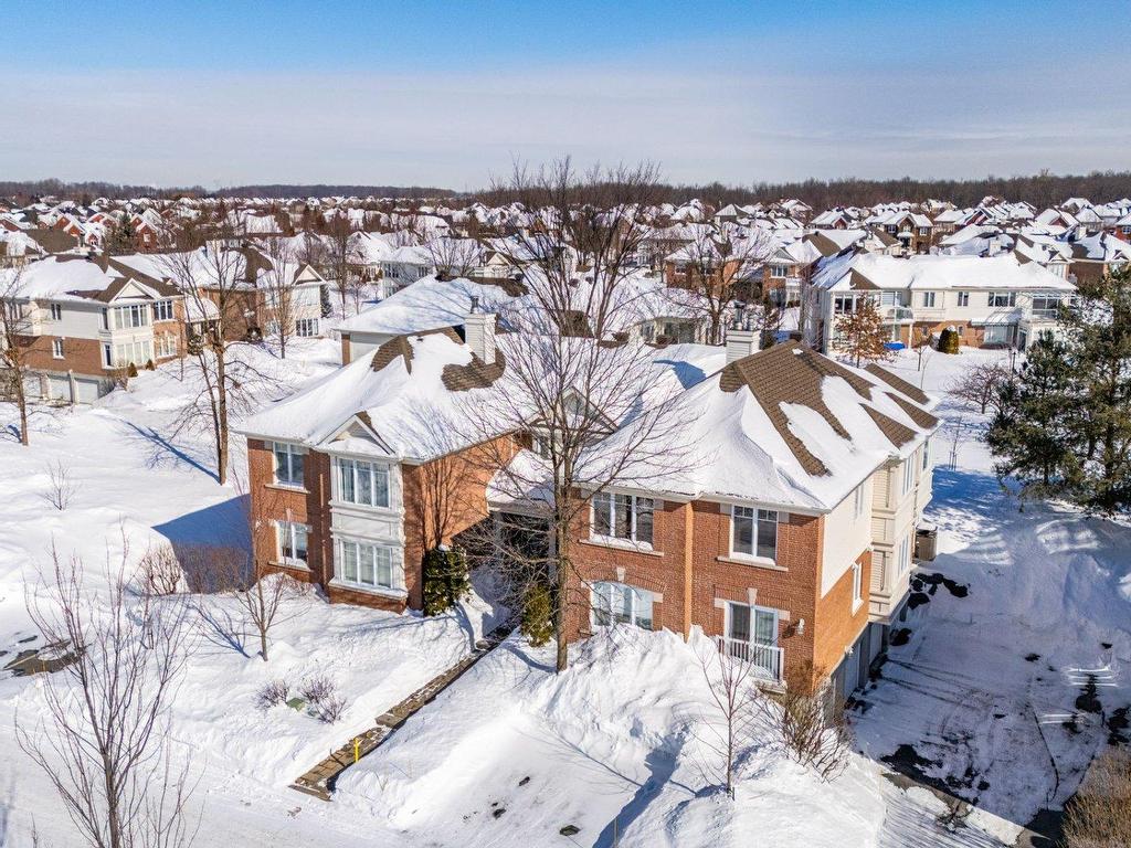









655


Rue Paul-Doyon

, 26,
Boucherville,




QC
J4B8R9


