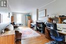 Apt 2